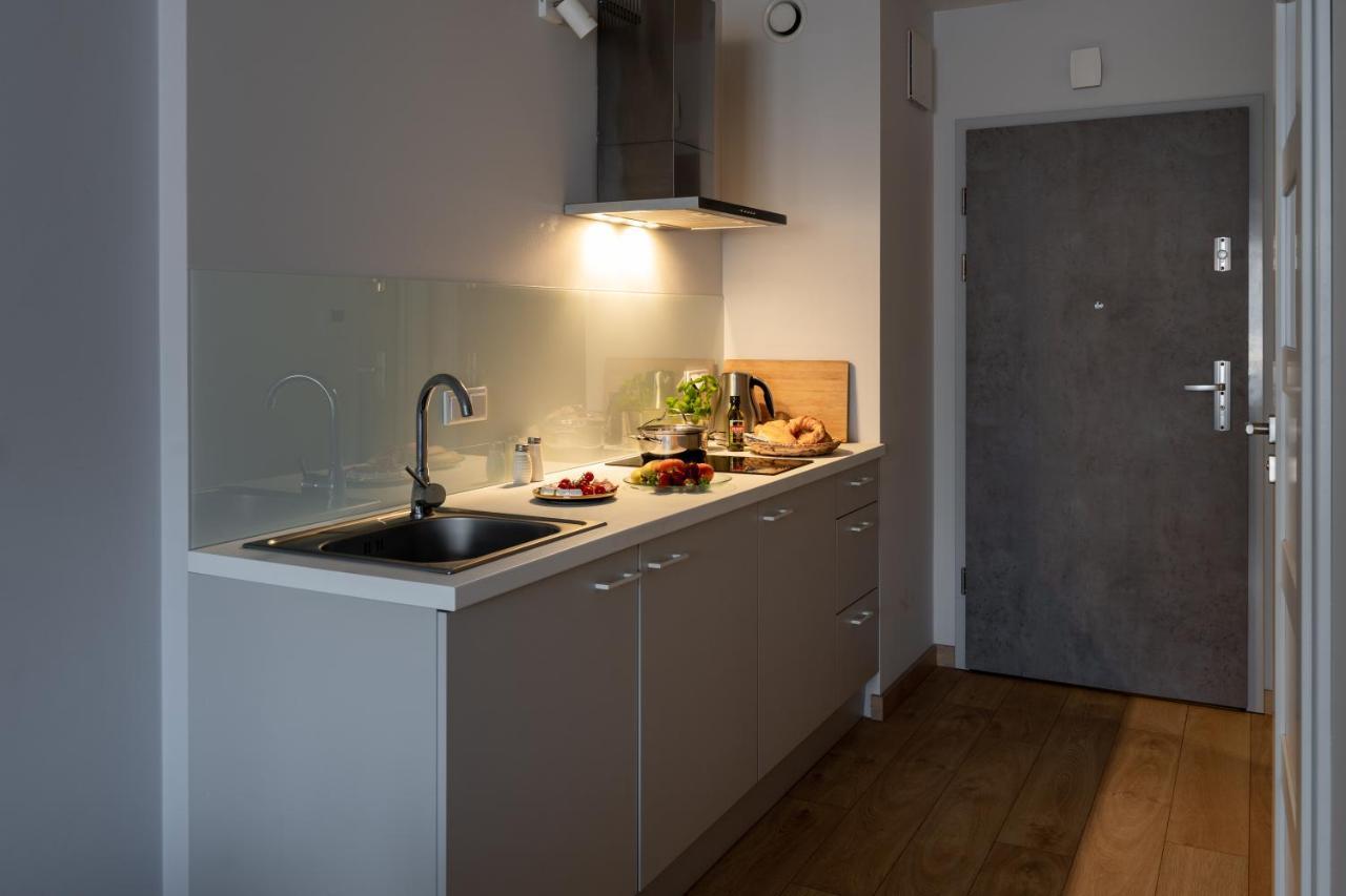 Happy House Aparthotel *